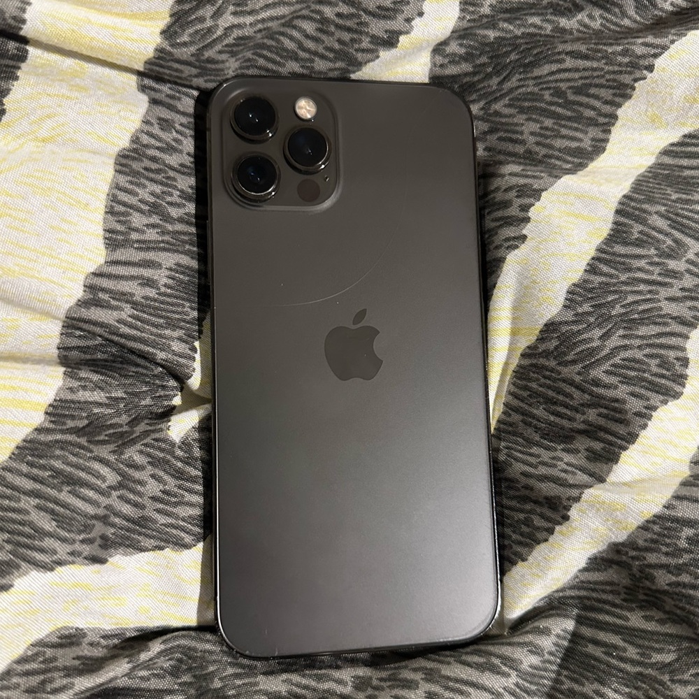 IPHONE 12 PRO